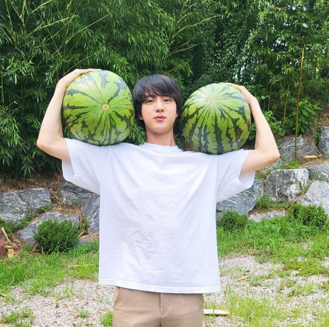 Gambar karakter Kim seokjin