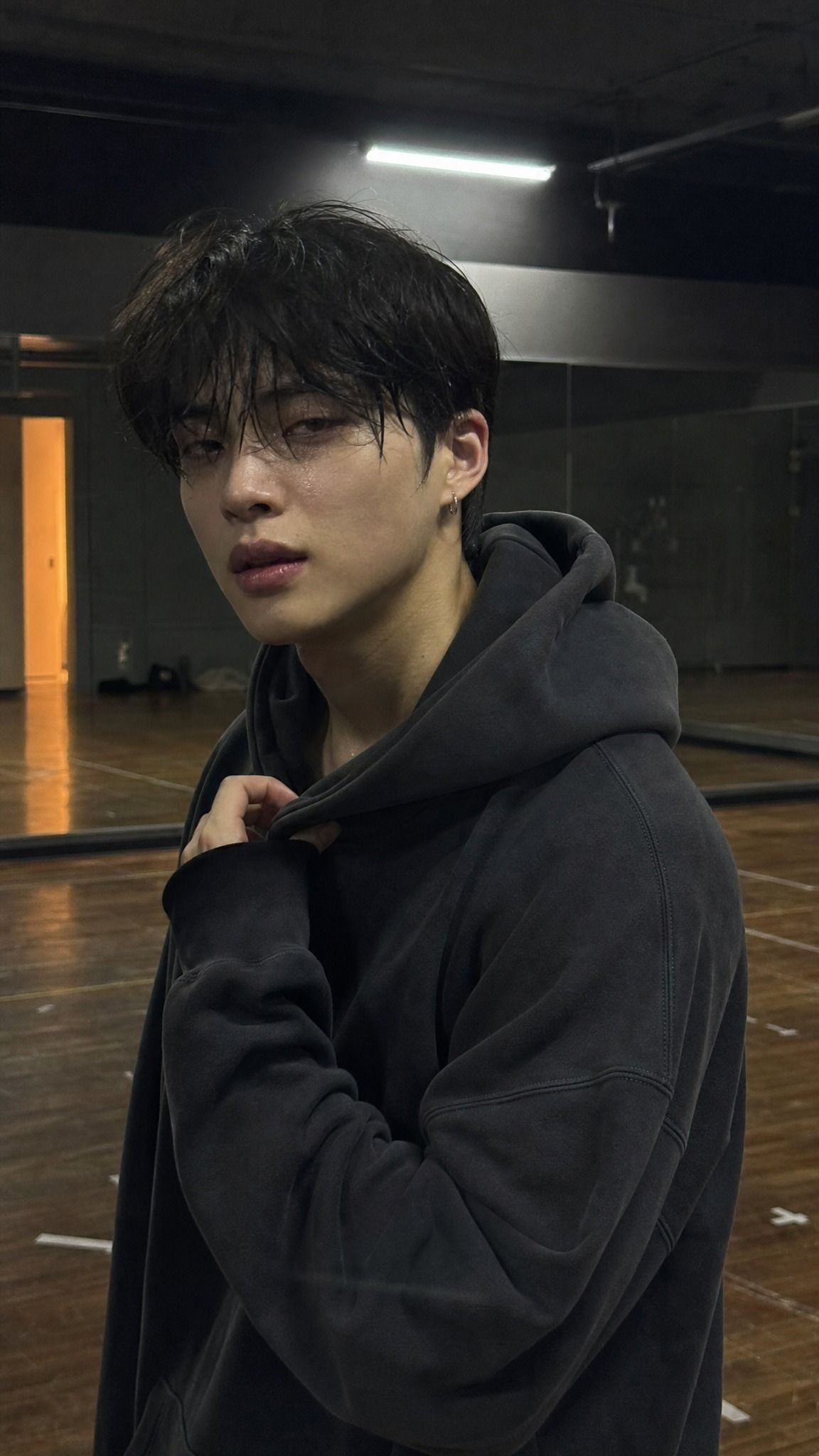Row One, Seat Nine — Taeyang Hyun