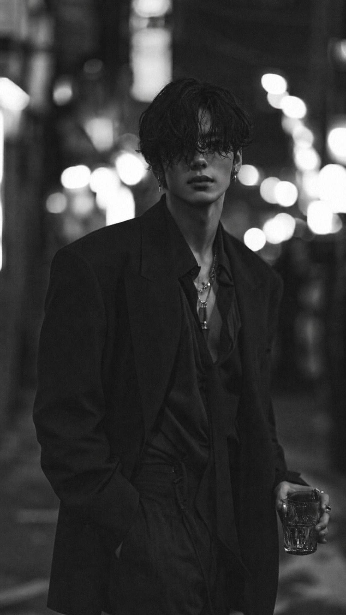 His Voice Is Going — Jo Han-gyeol
